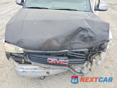 Zdjęcie 11 z 12 samochodu: 2001 GMC NEW SIERRA C1500 VIN:2GTEC19T111177310 - miniatura