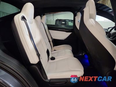 Zdjęcie 10 z 12 samochodu: 2018 TESLA MODEL X VIN:5YJXCDE26JF132416 - miniatura