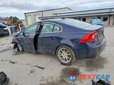 Drugie zdjęcie samochodu z przodu: 2016 VOLVO S60 PREMIER VIN:YV126MFK1G2411536 - miniatura