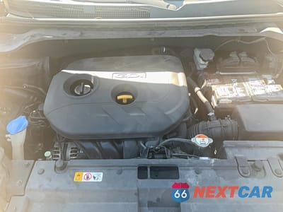 Zdjęcie 7 z 10 samochodu: 2016 KIA SOUL + VIN:KNDJP3A5XG7400547 - miniatura