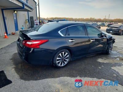 Trzecie zdjęcie samochodu z tyłu: 2016 NISSAN ALTIMA 2.5 SV VIN:1N4AL3AP4GC142293 - miniatura