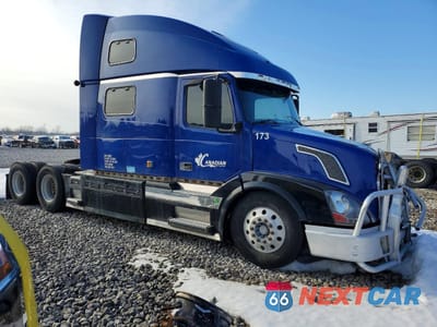 2005 VOLVO VN VNL - SEMI TRUCK 4V4NC9GH55N373210 - główne zdjęcie licytacji z USA - miniatura