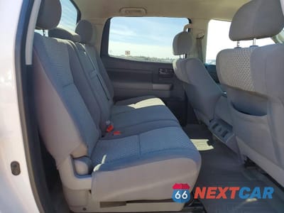 Zdjęcie 10 z 11 samochodu: 2011 TOYOTA TUNDRA GRADE VIN:5TFDW5F16BX192841 - miniatura