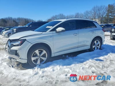 2023 AUDI Q4 E-TRON PREMIUM WA1K2BFZ0PP056729 - główne zdjęcie licytacji z USA - miniatura