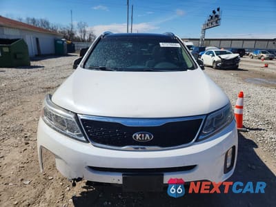 Piąte zdjęcie samochodu w środku: 2015 KIA SORENTO EX VIN:5XYKUDA7XFG611107 - miniatura