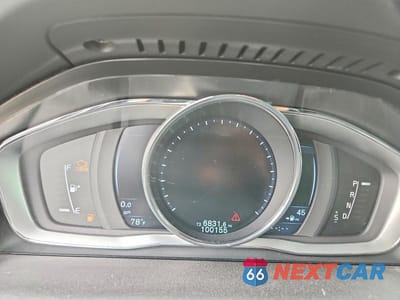 Zdjęcie 9 z 11 samochodu: 2016 VOLVO XC60 T6 PLATINUM VIN:YV449MRM2G2903881 - miniatura