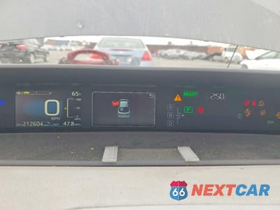 Zdjęcie 9 z 12 samochodu: 2020 TOYOTA PRIUS LE VIN:JTDKARFU6L3109831 - miniatura