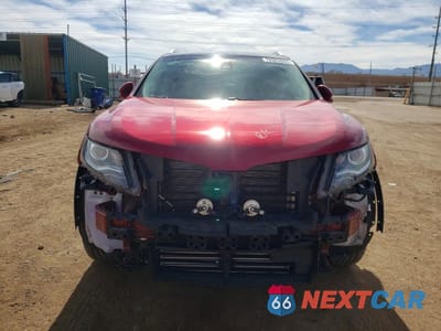 Piąte zdjęcie samochodu w środku: 2016 LINCOLN MKX RESERVE VIN:2LMTJ8LP8GBL83499 - miniatura