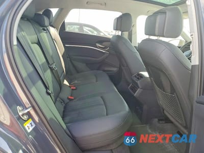 Zdjęcie 10 z 13 samochodu: 2024 AUDI Q8 E-TRON PREMIUM PLUS VIN:WA15AAGE7RB066566 - miniatura