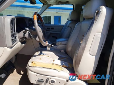 Zdjęcie 7 z 13 samochodu: 2004 CADILLAC ESCALADE LUXURY VIN:1GYEK63N84R247661 - miniatura