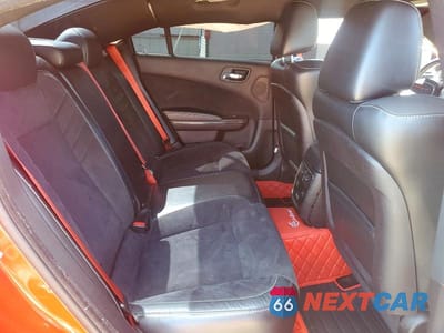Zdjęcie 10 z 13 samochodu: 2016 DODGE CHARGER SRT HELLCAT VIN:2C3CDXL97GH301573 - miniatura