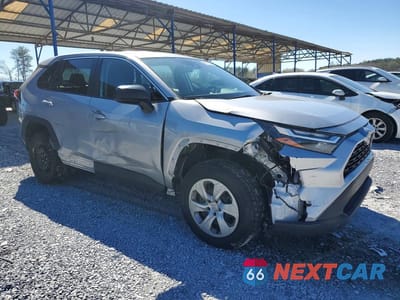 Czwarte zdjęcie samochodu z boku: 2023 TOYOTA RAV4 LE VIN:2T3H1RFV4PC240635 - miniatura