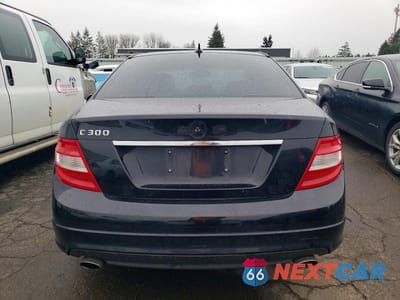 Zdjęcie 6 z 12 samochodu: 2009 MERCEDES-BENZ C 300 VIN:WDDGF54X79R079182 - miniatura