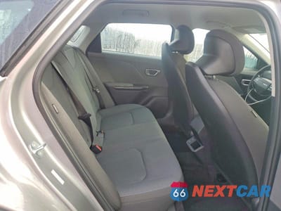 Zdjęcie 10 z 11 samochodu: 2025 KIA K4 LXS VIN:3KPFT4DE6SE120250 - miniatura