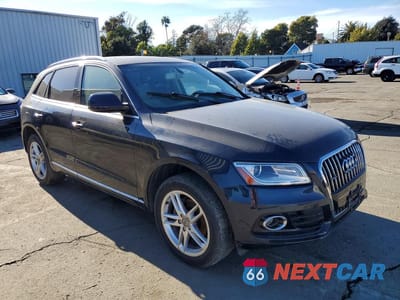 Czwarte zdjęcie samochodu z boku: 2017 AUDI Q5 PREMIUM PLUS VIN:WA1L2AFPXHA060160 - miniatura