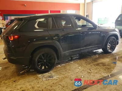 Trzecie zdjęcie samochodu z tyłu: 2025 MAZDA CX-50 SELECT VIN:7MMVABAM5SN385335 - miniatura