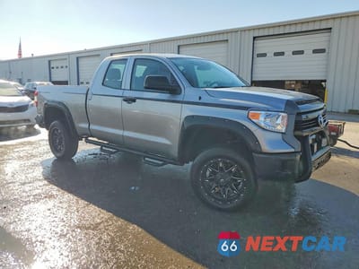 Czwarte zdjęcie samochodu z boku: 2015 TOYOTA TUNDRA SR VIN:5TFRM5F14FX083313 - miniatura