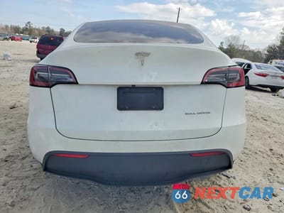 Zdjęcie 6 z 11 samochodu: 2023 TESLA MODEL Y VIN:7SAYGDEE1PA123585 - miniatura