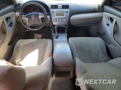Zdjęcie 8 z 13 samochodu: 2007 TOYOTA CAMRY LE VIN:JTNBE46K473117594 - miniatura