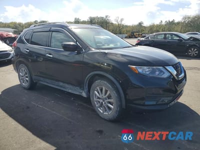 Czwarte zdjęcie samochodu z boku: 2019 NISSAN ROGUE SV VIN:KNMAT2MV8KP507476 - miniatura