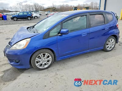 2010 HONDA FIT SPORT JHMGE8H43AC000742 - główne zdjęcie licytacji z USA - miniatura