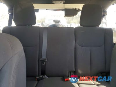 Zdjęcie 10 z 13 samochodu: 2014 JEEP WRANGLER UNLIMITED SPORT VIN:1C4BJWDG2EL309913 - miniatura