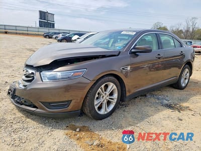 2015 FORD TAURUS SEL 1FAHP2H87FG125345 - główne zdjęcie licytacji z USA - miniatura