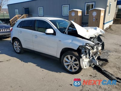 Czwarte zdjęcie samochodu z boku: 2015 MITSUBISHI OUTLANDER SPORT ES VIN:4A4AR3AU1FE030092 - miniatura