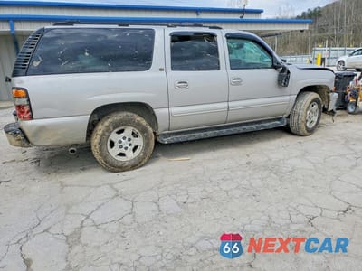 Trzecie zdjęcie samochodu z tyłu: 2004 CHEVROLET SUBURBAN K1500 VIN:1GNFK16Z84J159114 - miniatura