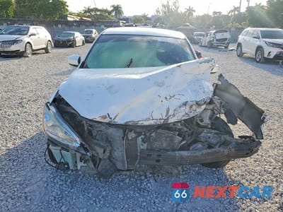 Piąte zdjęcie samochodu w środku: 2014 NISSAN SENTRA SV VIN:3N1AB7AP6EL650175 - miniatura