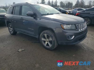Czwarte zdjęcie samochodu z boku: 2016 JEEP COMPASS VIN:1C4NJDEB9GD573695 - miniatura