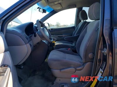 Zdjęcie 7 z 12 samochodu: 2009 TOYOTA SIENNA LE 8-PASSENGER VIN:5TDZK23C19S250294 - miniatura