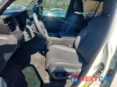 Zdjęcie 7 z 12 samochodu: 2025 LEXUS GX 550 LUXURY VIN:JTJVBCDX2S5050832 - miniatura