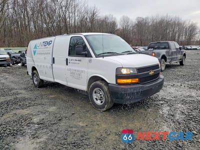 Czwarte zdjęcie samochodu z boku: 2024 CHEVROLET EXPRESS G2500 VIN:1GCWGBFP2R1250529 - miniatura