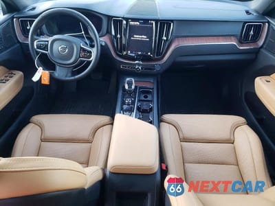Zdjęcie 8 z 13 samochodu: 2024 VOLVO XC60 ULTIMATE VIN:YV4H60DM7R1829649 - miniatura