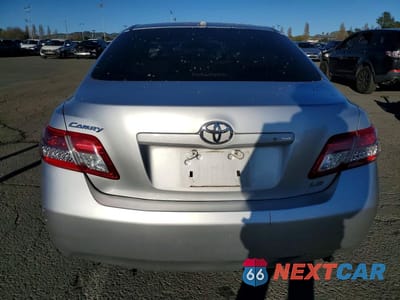 Zdjęcie 6 z 12 samochodu: 2010 TOYOTA CAMRY LE VIN:4T4BF3EK6AR022745 - miniatura