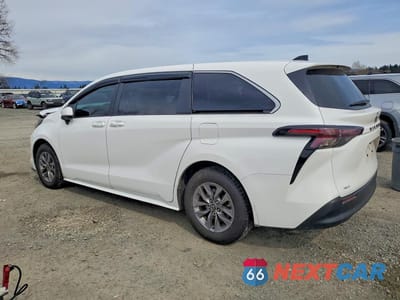 Drugie zdjęcie samochodu z przodu: 2023 TOYOTA SIENNA LE 8-PASSENGER VIN:5TDKSKFC2PS091893 - miniatura