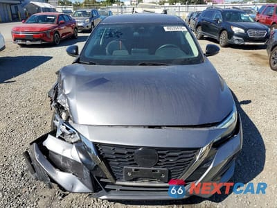 Piąte zdjęcie samochodu w środku: 2022 NISSAN SENTRA SR VIN:3N1AB8DV6NY212369 - miniatura