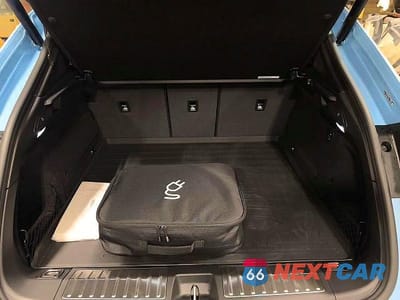 Zdjęcie 14 z 15 samochodu: 2025 PORSCHE MACAN TURBO VIN:WP1AC2XA5SL175556 - miniatura