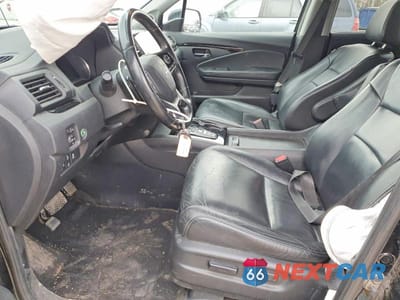 Zdjęcie 7 z 12 samochodu: 2019 HONDA PILOT TOURING VIN:5FNYF6H93KB040357 - miniatura