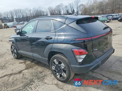 Drugie zdjęcie samochodu z przodu: 2024 HYUNDAI KONA SEL VIN:KM8HBCAB4RU107505 - miniatura