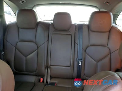 Zdjęcie 10 z 13 samochodu: 2017 PORSCHE CAYENNE VIN:WP1AA2A23HKA84388 - miniatura