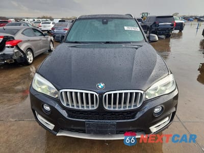 Piąte zdjęcie samochodu w środku: 2018 BMW X5 SDRIVE35I VIN:5UXKR2C51J0Z15537 - miniatura