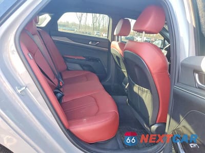 Zdjęcie 10 z 11 samochodu: 2025 KIA K5 GT-LINE VIN:KNAG64J79S5321652 - miniatura