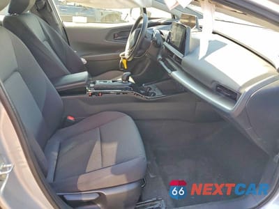 Zdjęcie 7 z 11 samochodu: 2025 TOYOTA PRIUS LE VIN:JTDACAAU6S3056240 - miniatura