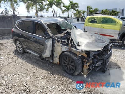 Czwarte zdjęcie samochodu z boku: 2018 BMW X3 XDRIVE30I VIN:5UXTR9C55JLD62051 - miniatura