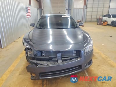 Piąte zdjęcie samochodu w środku: 2013 NISSAN MAXIMA 3.5 S VIN:1N4AA5AP9DC805533 - miniatura