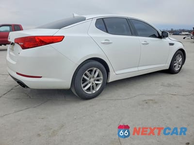 Trzecie zdjęcie samochodu z tyłu: 2012 KIA OPTIMA LX VIN:5XXGM4A76CG089260 - miniatura