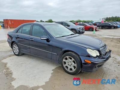 Czwarte zdjęcie samochodu z boku: 2006 MERCEDES-BENZ C 280 VIN:WDBRF54H06A834550 - miniatura