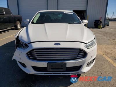 Piąte zdjęcie samochodu w środku: 2016 FORD FUSION SE VIN:3FA6P0H79GR214914 - miniatura